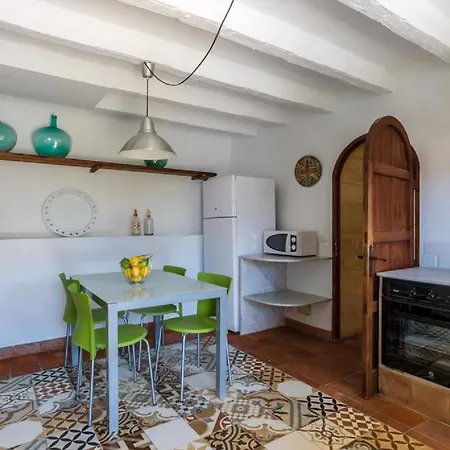 Holiday home Garroverar